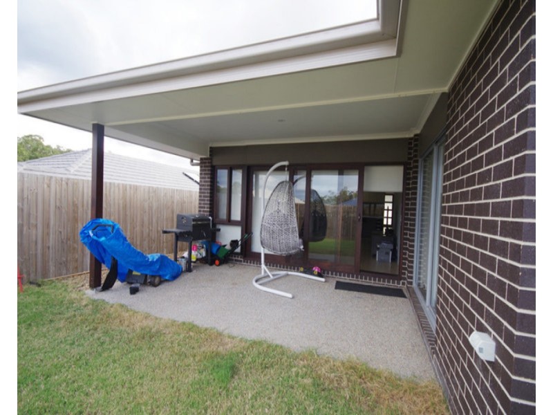 27 Banya Crescent, Springfield Lakes QLD 4300