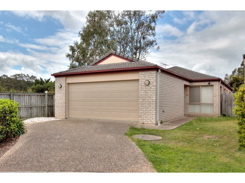 08/10 Penina Circuit, Cornubia QLD 4130