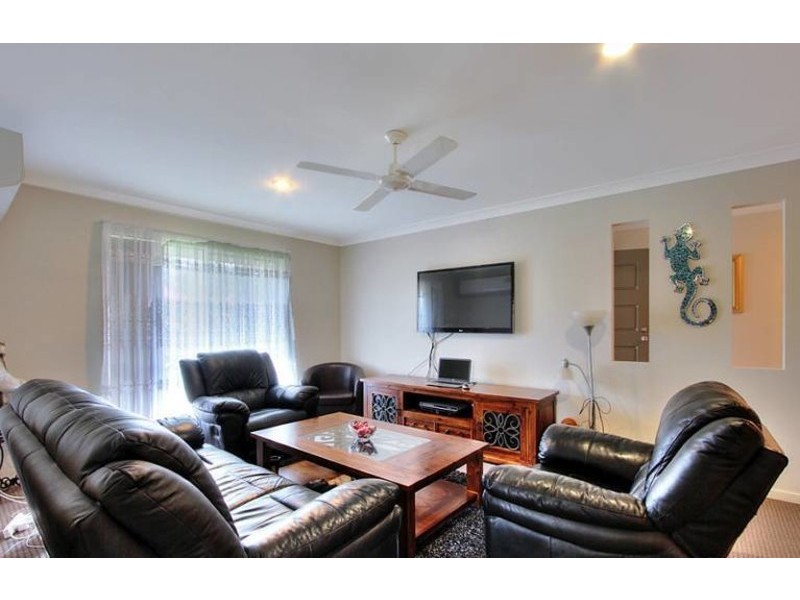 6 Kite Crescent, Eagleby QLD 4207