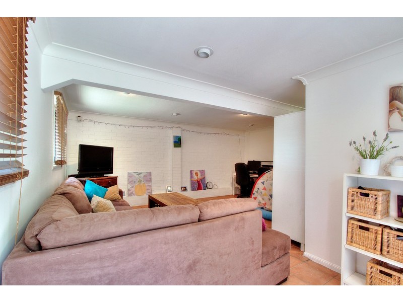 5 Brown Avenue, Logan Central QLD 4114