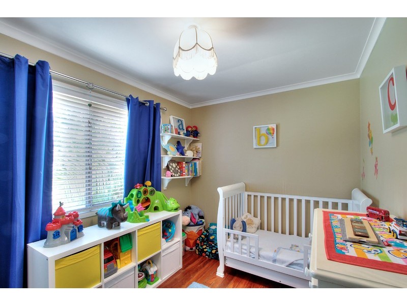 5 Brown Avenue, Logan Central QLD 4114