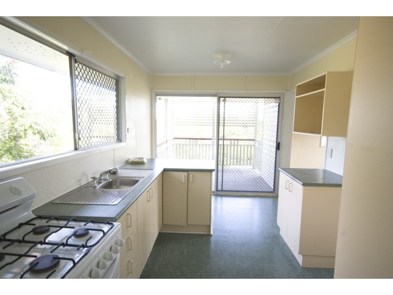 9 Dowden Street, Goodna QLD 4300