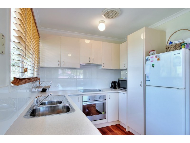 63 Rholanda Crescent, Springwood QLD 4127
