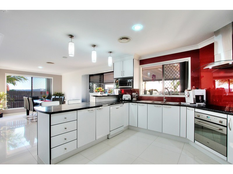 9 Maree Court, Tanah Merah QLD 4128