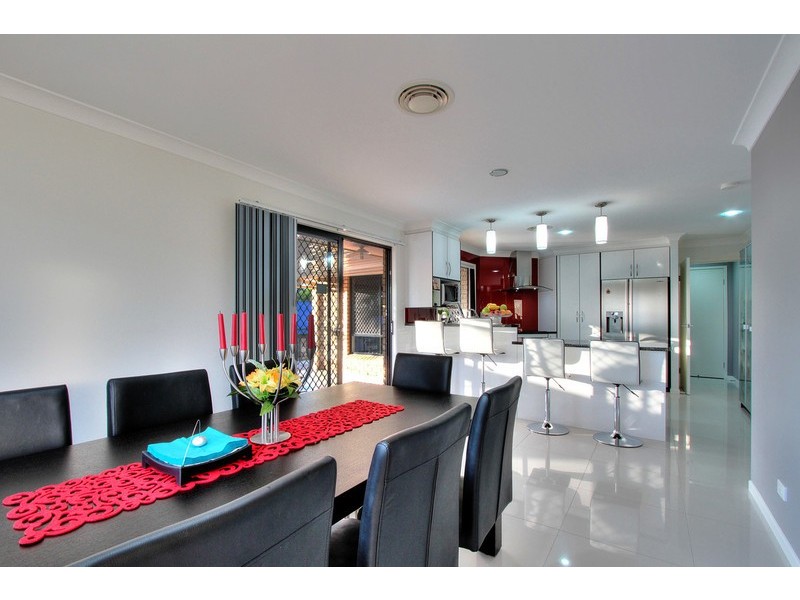 9 Maree Court, Tanah Merah QLD 4128