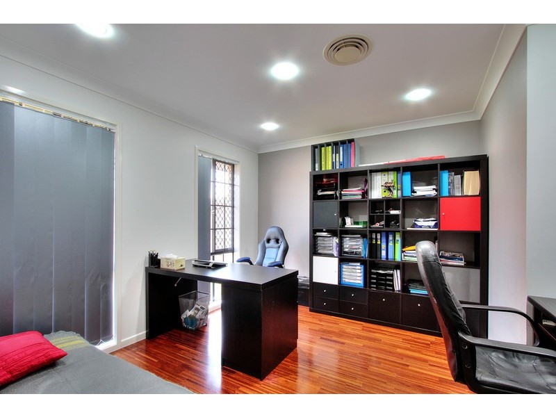 9 Maree Court, Tanah Merah QLD 4128