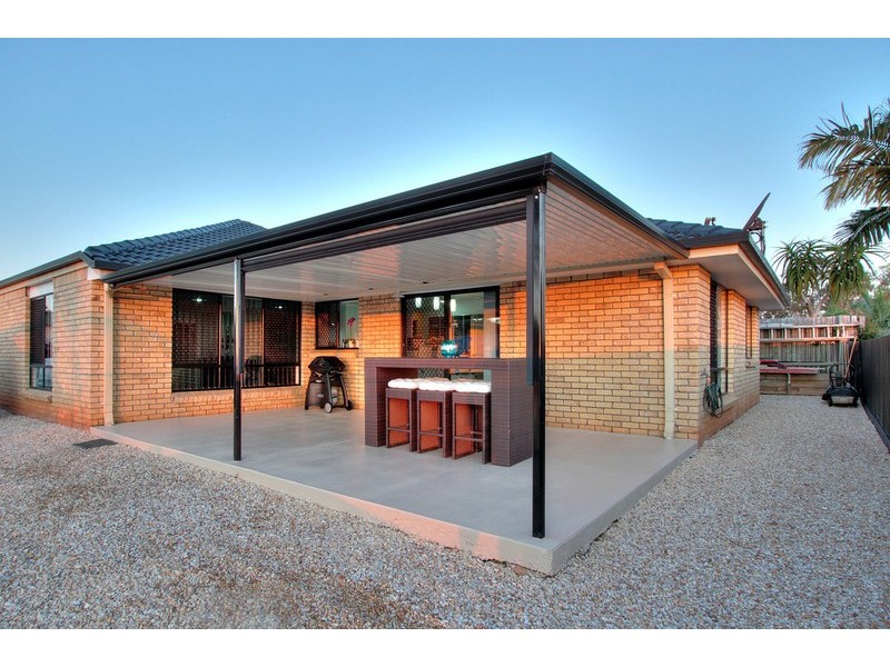 9 Maree Court, Tanah Merah QLD 4128