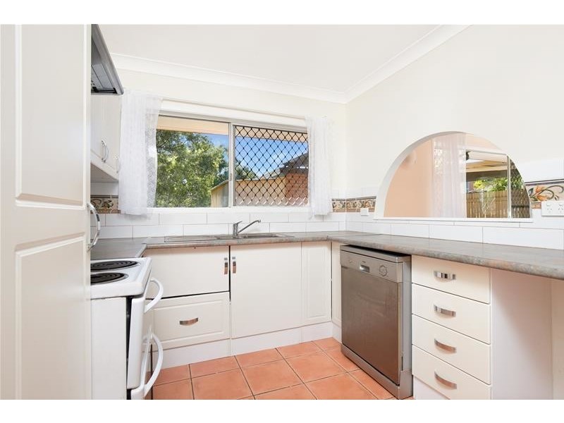 26 Shortland Street, Springwood QLD 4127