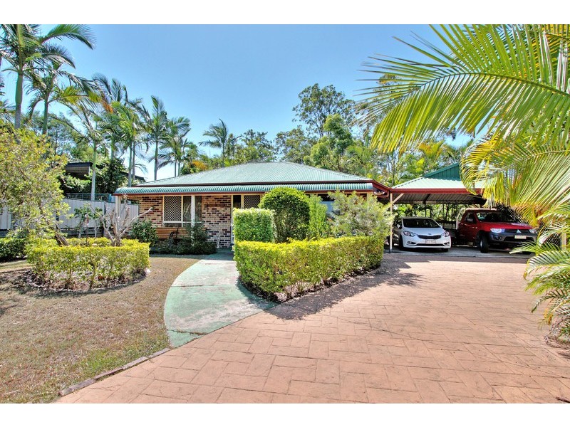 21 Selangor Court, Tanah Merah QLD 4128