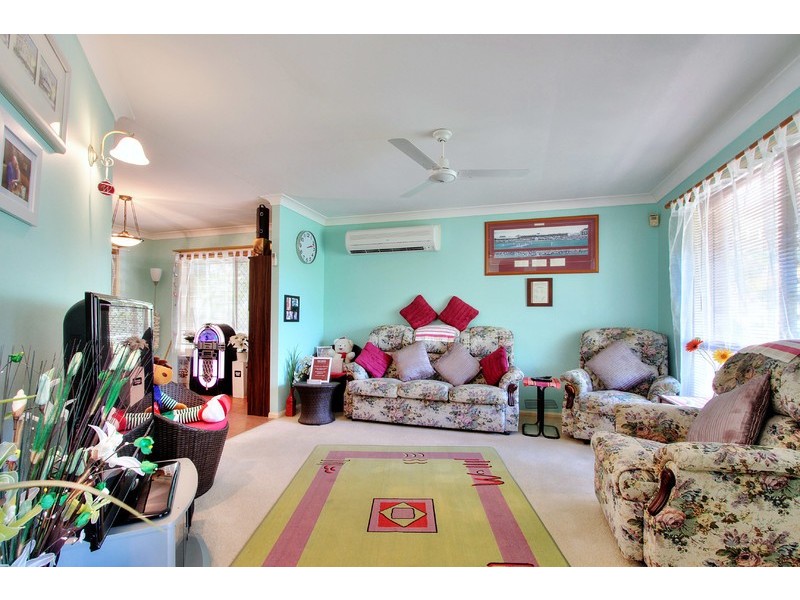 21 Selangor Court, Tanah Merah QLD 4128