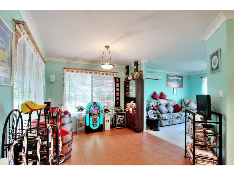 21 Selangor Court, Tanah Merah QLD 4128