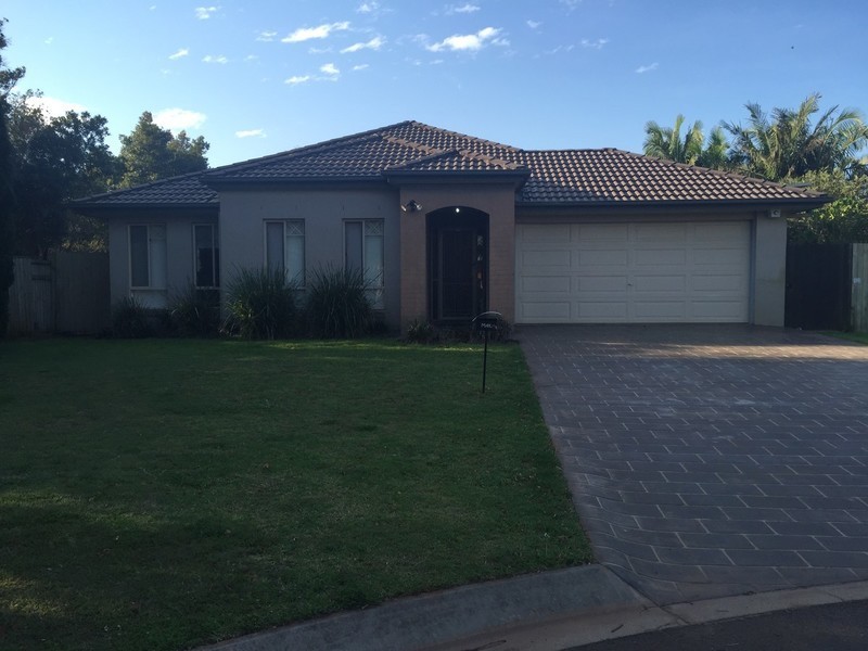2 Karinya Court, Redland Bay QLD 4165
