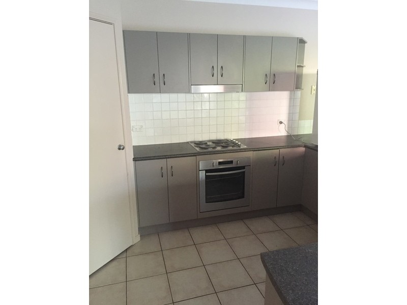 2 Karinya Court, Redland Bay QLD 4165