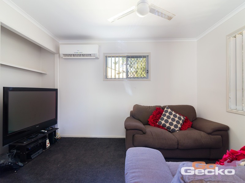 225 Upper Lyndale Street, Shailer Park QLD 4128
