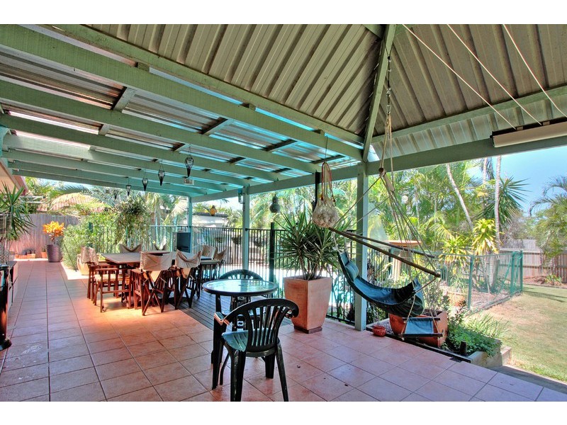 22 Hinchcliffe Street, Tanah Merah QLD 4128