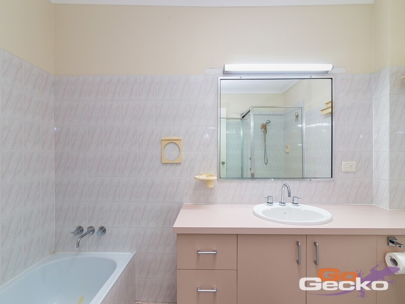 15/1 Delanty Court, Edens Landing QLD 4207