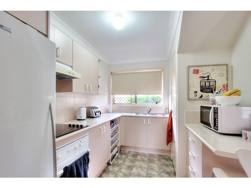 2/18 Daisy Hill Road, Daisy Hill QLD 4127