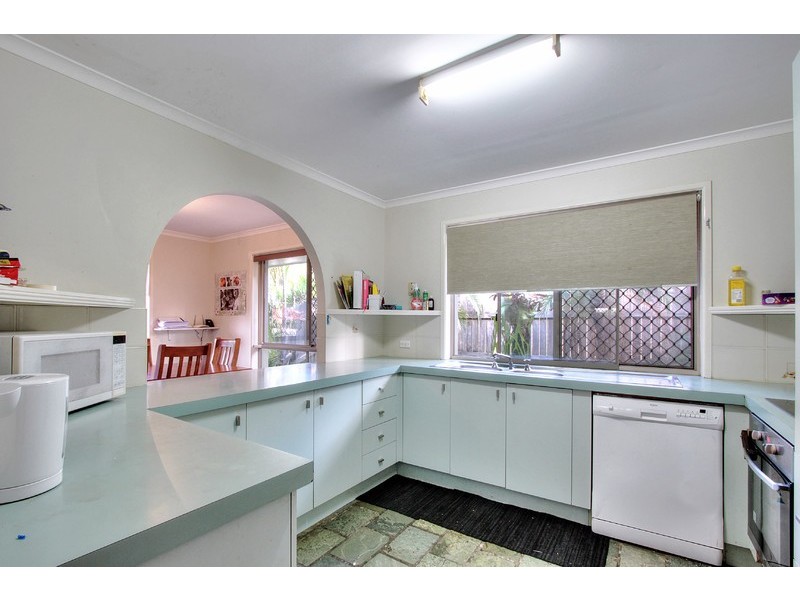 25 Drews Road, Tanah Merah QLD 4128