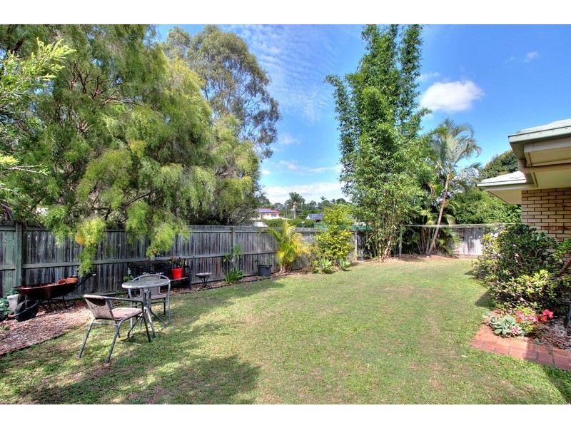6 Cameron Court, Daisy Hill QLD 4127