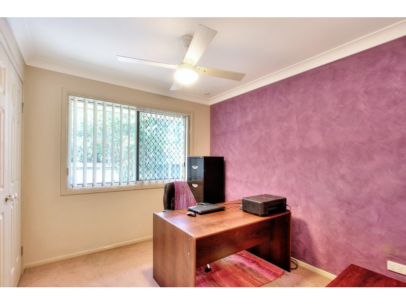 6 Cameron Court, Daisy Hill QLD 4127