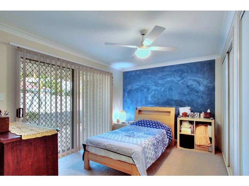 6 Cameron Court, Daisy Hill QLD 4127