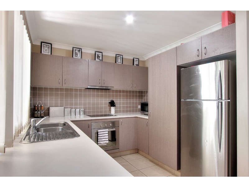 6 Somerset Terrace, Holmview QLD 4207