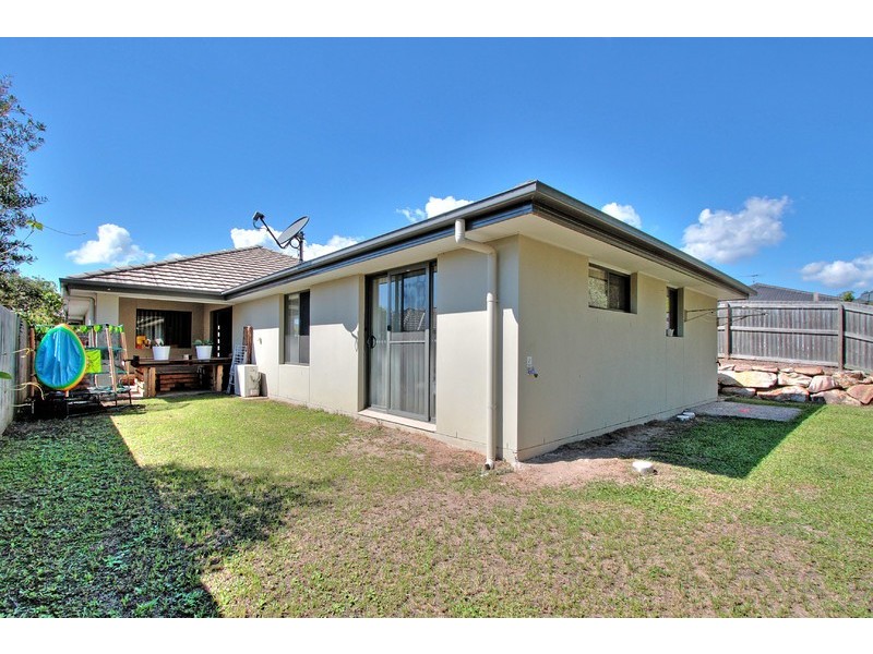 6 Somerset Terrace, Holmview QLD 4207