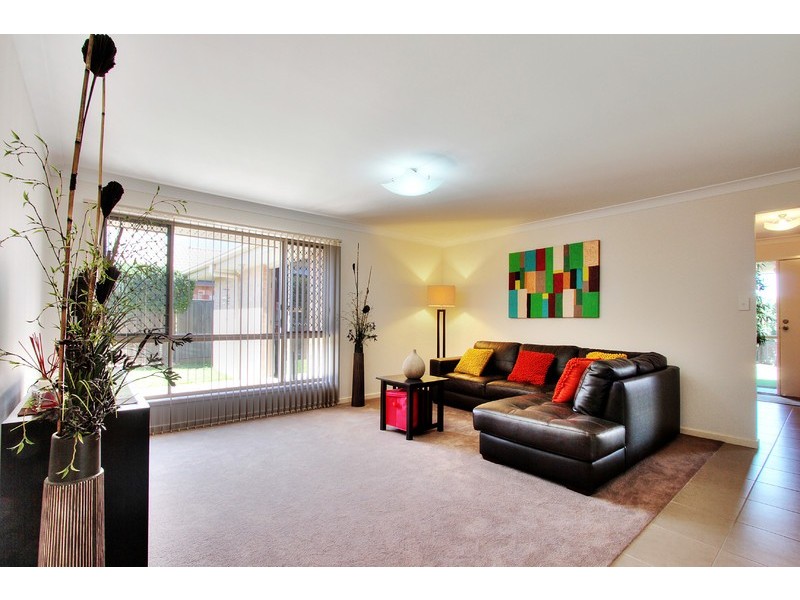 5 River Gum Court, Loganholme QLD 4129