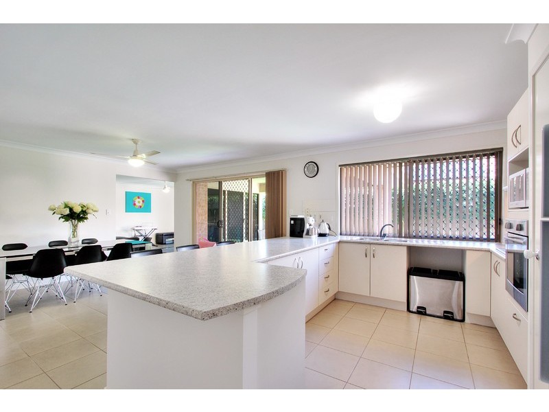 5 River Gum Court, Loganholme QLD 4129