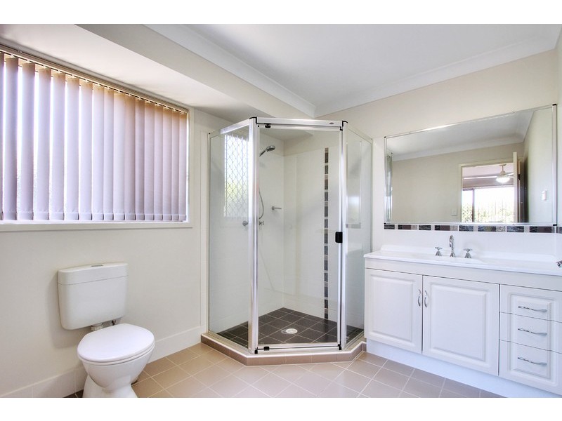 5 River Gum Court, Loganholme QLD 4129