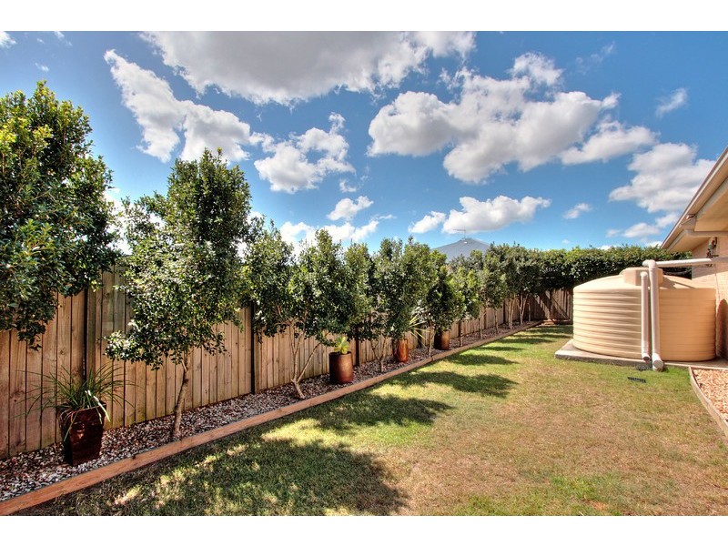 5 River Gum Court, Loganholme QLD 4129