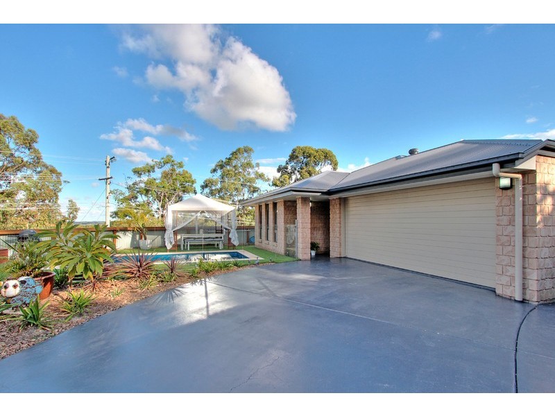 2 Susan Court, Cornubia QLD 4130