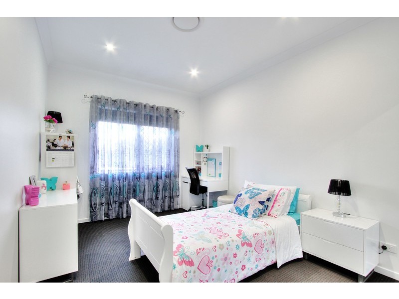 5 Lindsay Street, Loganholme QLD 4129