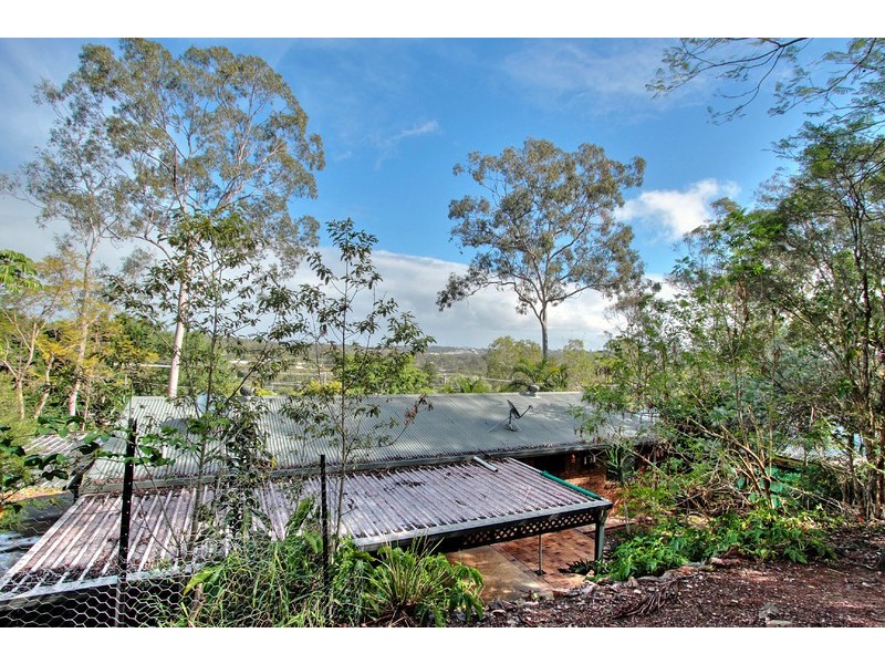21 Amy Drive, Beenleigh QLD 4207