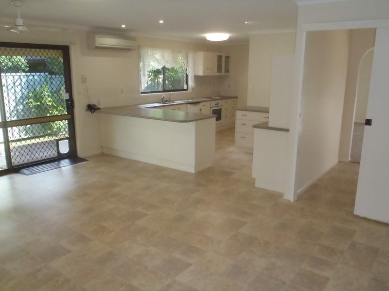 4 Evenwood Street, Daisy Hill QLD 4127