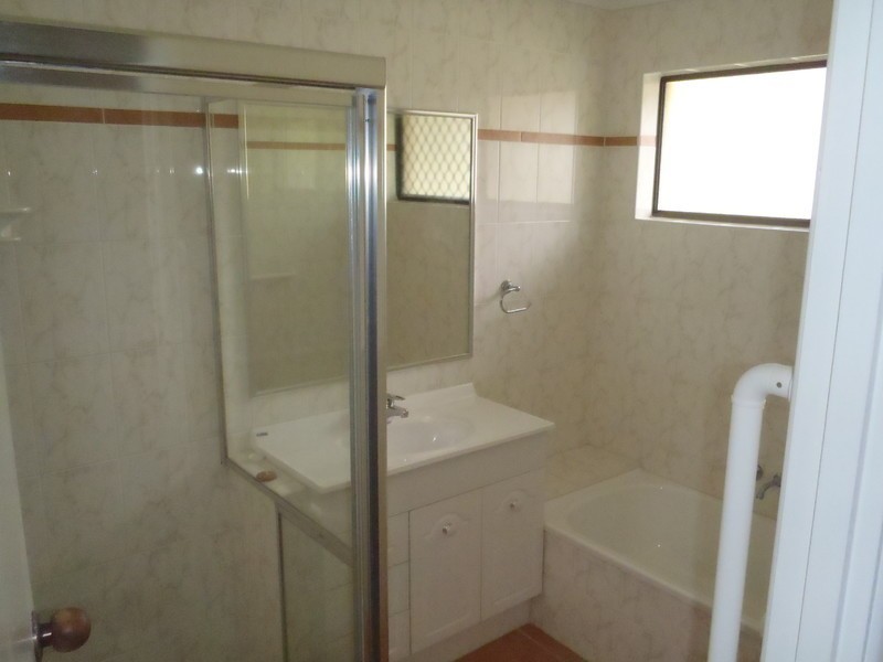 4 Evenwood Street, Daisy Hill QLD 4127