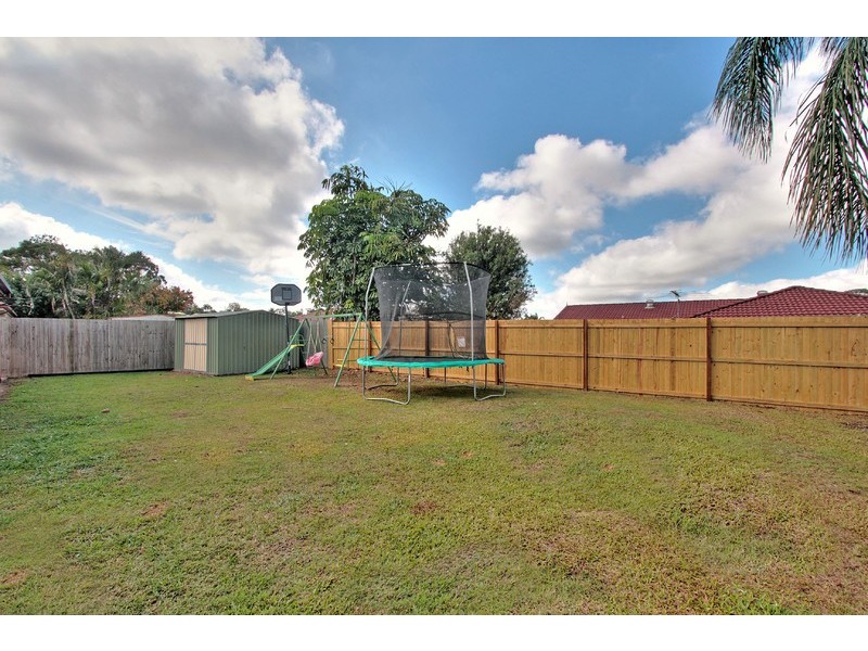 8 Seletar Place, Tanah Merah QLD 4128