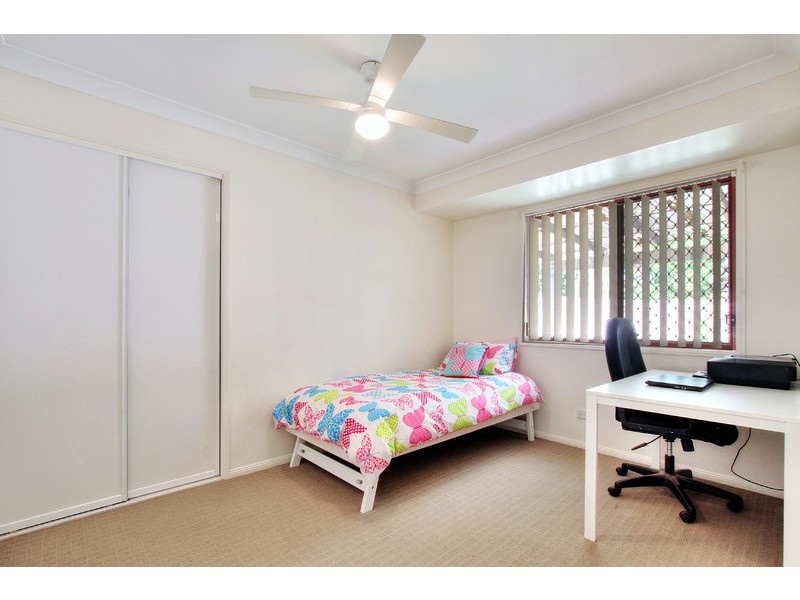 8 Seletar Place, Tanah Merah QLD 4128