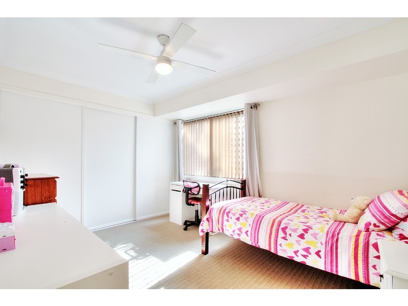 8 Seletar Place, Tanah Merah QLD 4128