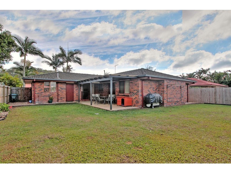 8 Seletar Place, Tanah Merah QLD 4128