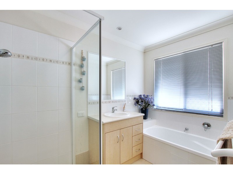 2/2 Conica Place, Ormeau QLD 4208