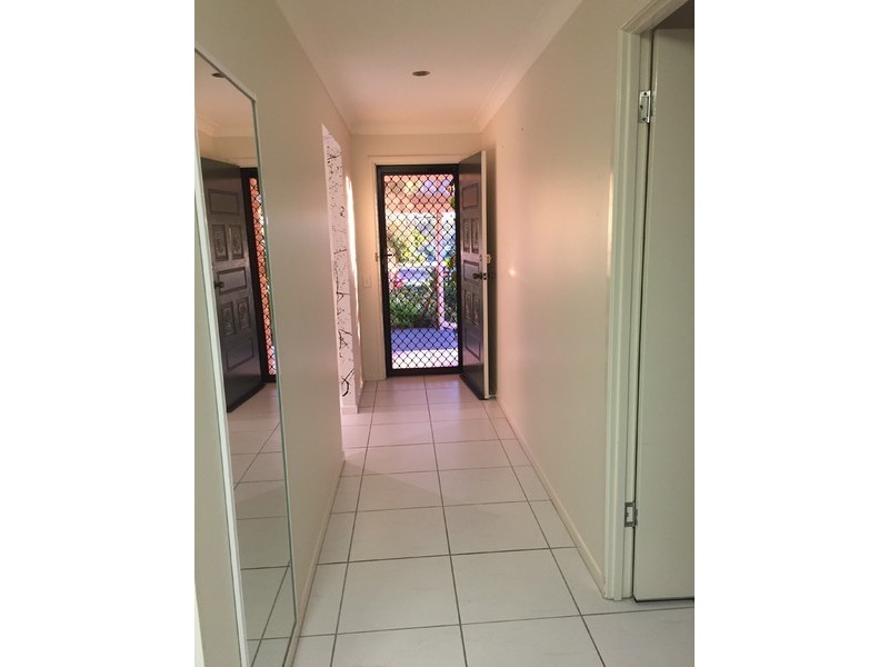 106 Barbaralla Drive, Springwood QLD 4127