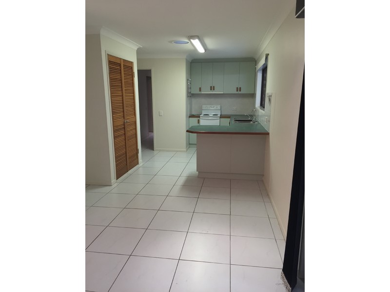 106 Barbaralla Drive, Springwood QLD 4127