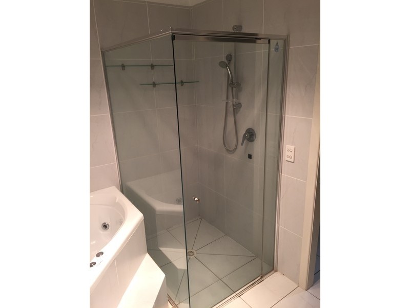 106 Barbaralla Drive, Springwood QLD 4127