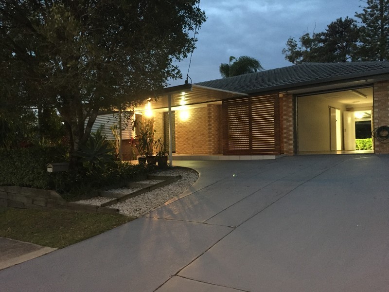 106 Barbaralla Drive, Springwood QLD 4127