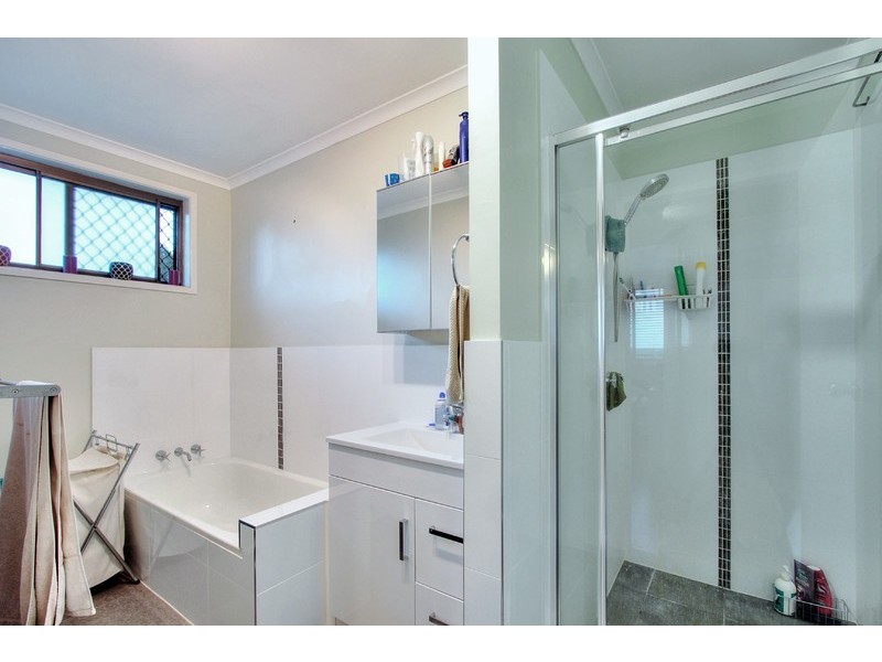 17 Veronica Avenue, Daisy Hill QLD 4127