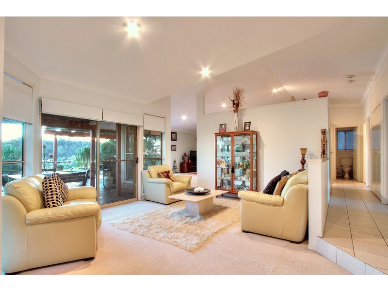 45 Cowra Street, Tanah Merah QLD 4128