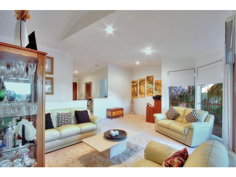 45 Cowra Street, Tanah Merah QLD 4128