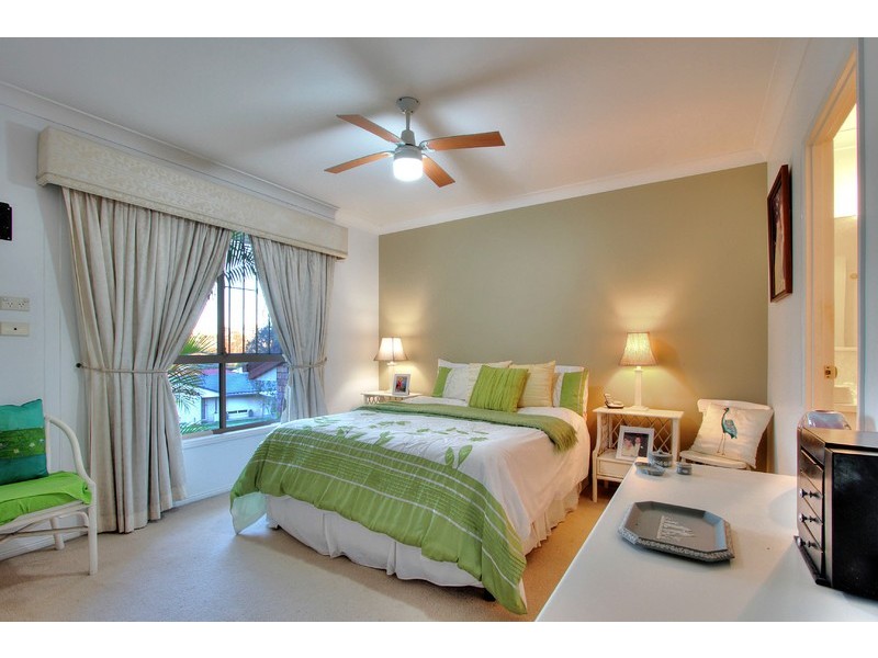 45 Cowra Street, Tanah Merah QLD 4128