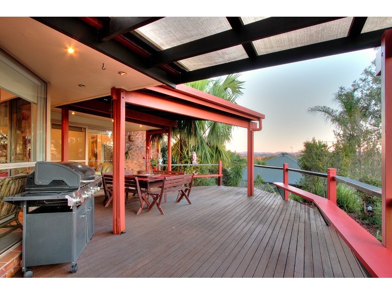 45 Cowra Street, Tanah Merah QLD 4128